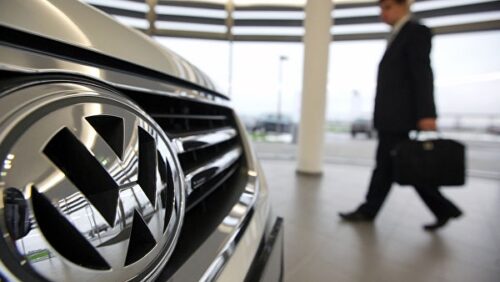 Volkswagen представил обновленный Passat восьмого поколения