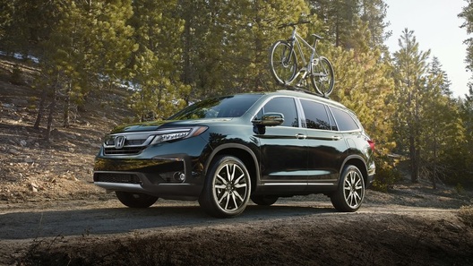 Объявлены цены на рестайлинговый Honda Pilot в России