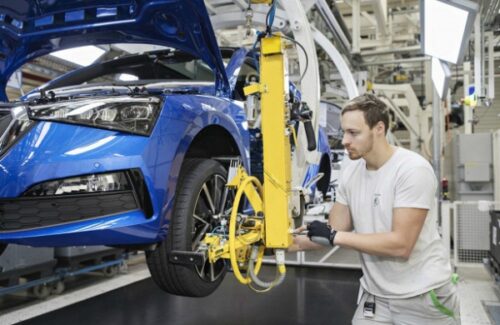 Skoda Scala встала на конвейер