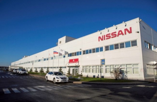 На заводе Nissan в России появились беспилотные роботы