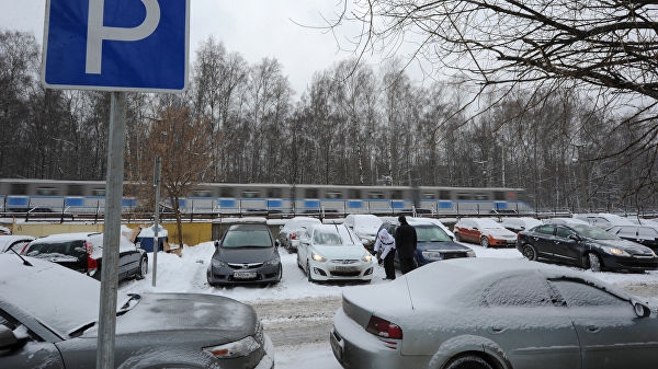 Россиянам предложили субсидировать покупку парковочных мест