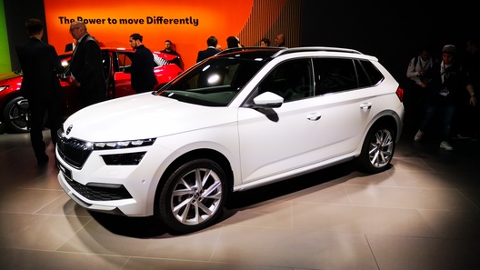 Компактный кроссовер Skoda Kamiq продемонстрирован живьем