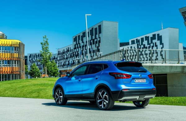 Nissan запускает прием заказов на обновленный Qashqai
