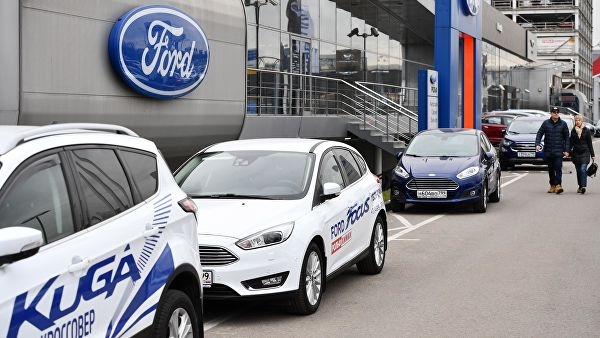 Работники Ford в России пригрозили пикетами в случае невыплаты компенсаций