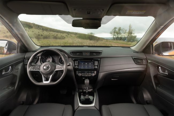 Не квадратный, но знаменитый. Тест-драйв обновленного Nissan X-Trail.