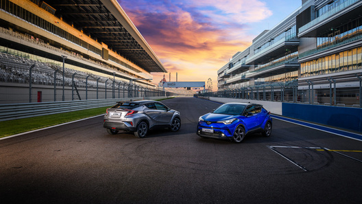 Toyota пообещала 12 новинок за три года, включая кроссовер нового типоразмера