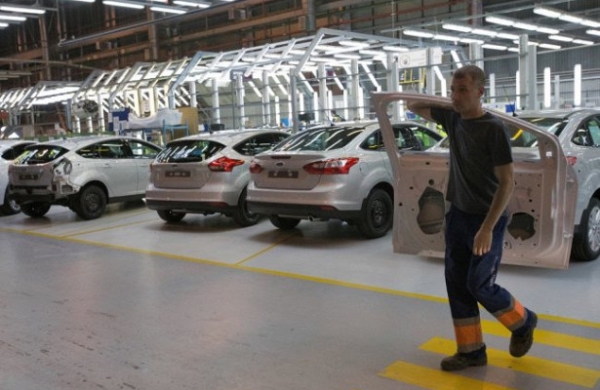 Ford начал увольнять сотрудников