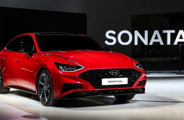 В Сеуле представлена турбированная и гибридная Hyundai Sonata
